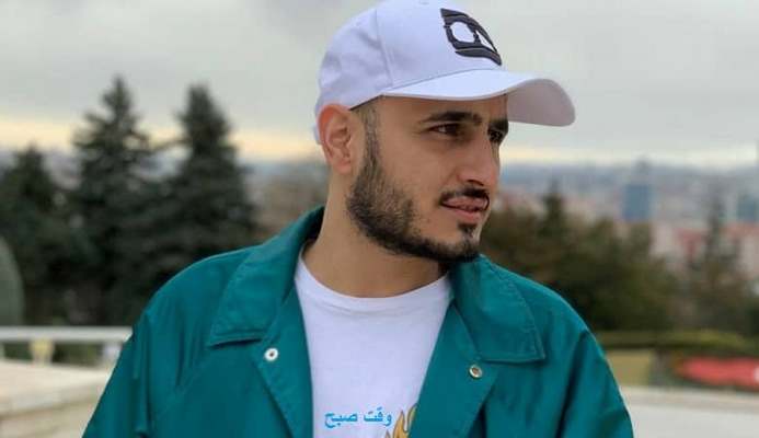 متن آهنگ تعجب نکن از سپهر خلسه + تفسیر و ترجمه